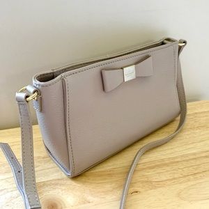 Like New/ Kate Spade Ribbon Crossbody Bag, Gray Beige, shoulder bag